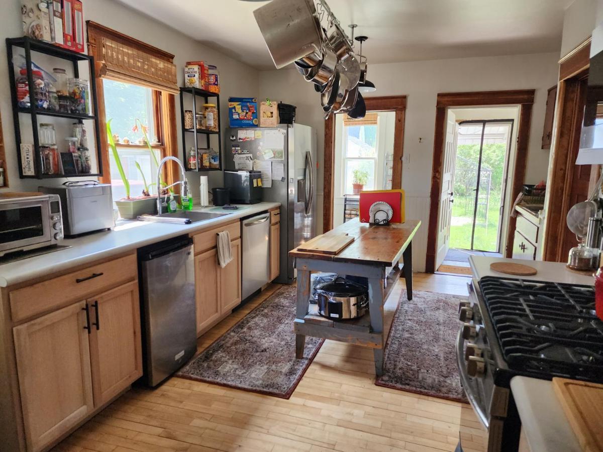 The Landerholm Bed And Breakfast 威斯康星拉皮兹 外观 照片